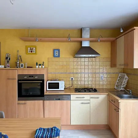 Maison De Village Au Pied Des Pyrénées Hébergement de vacances